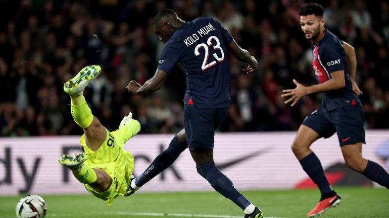 Watch Randal Kolo Muani Score Emotional First Goal For Psg Vs Om