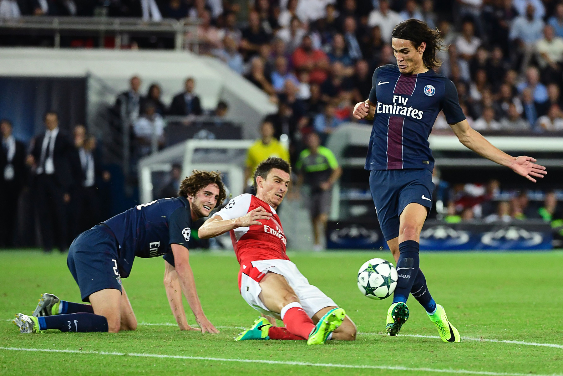 UCL Preview: PSG Head To Dortmund For Crucial Match