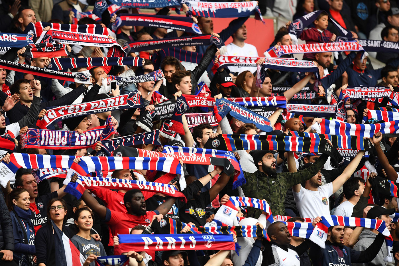 Match in Photos: PSG Keep Their Eyes on the Prize Against Montpellier ...