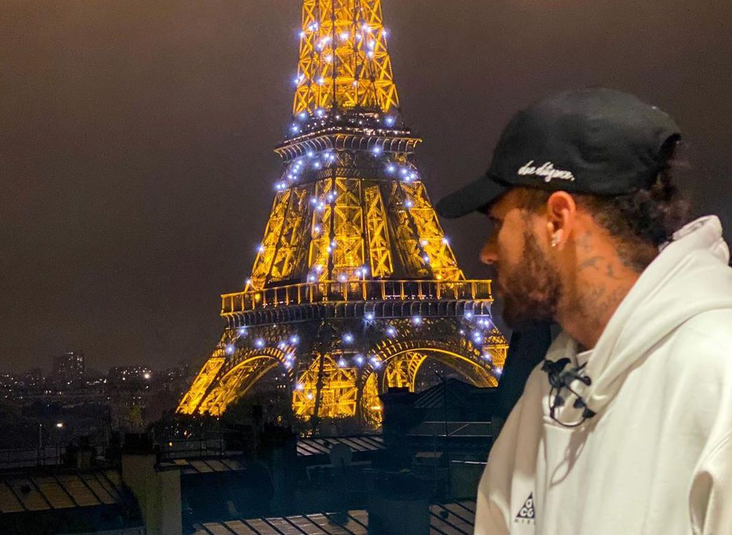 Neymar Shows Love for Paris on Social Media - PSG Talk