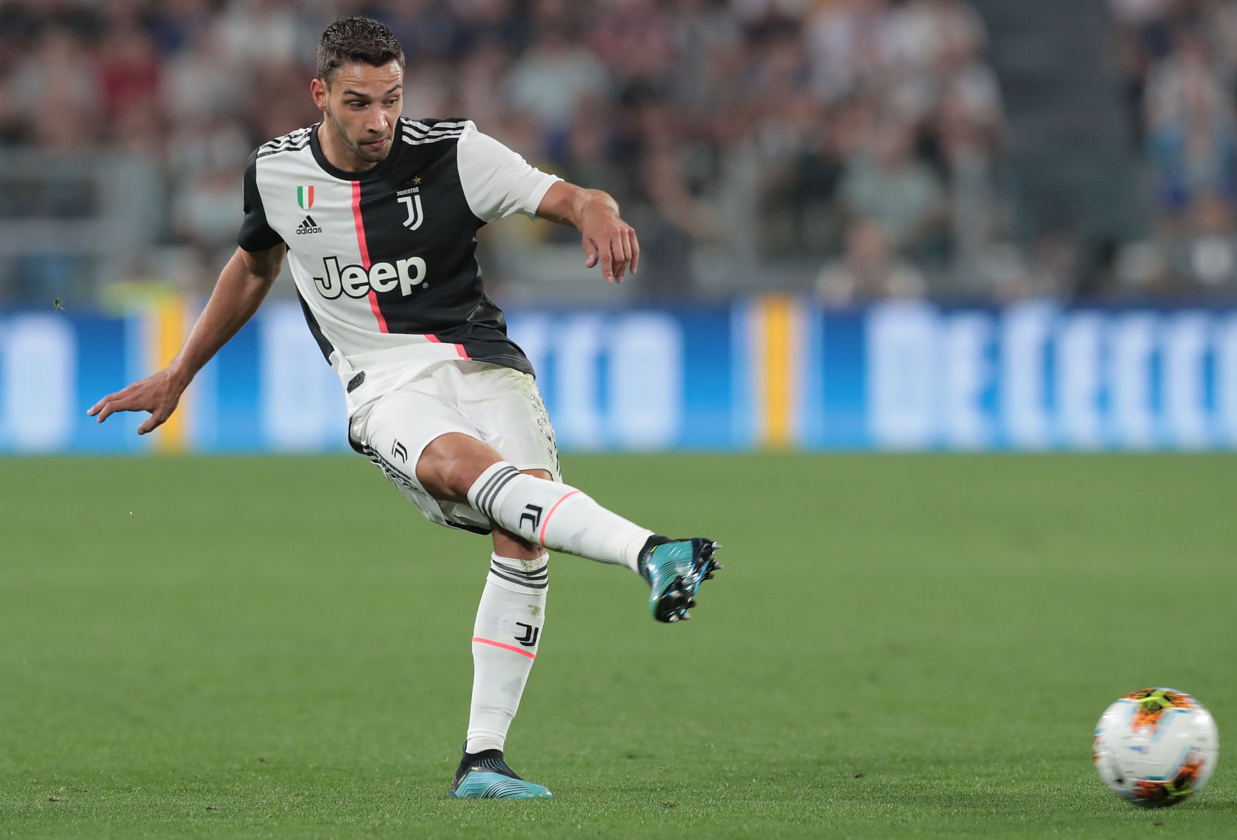 Psg Transfer Profile A Closer Look At Juventus Defender