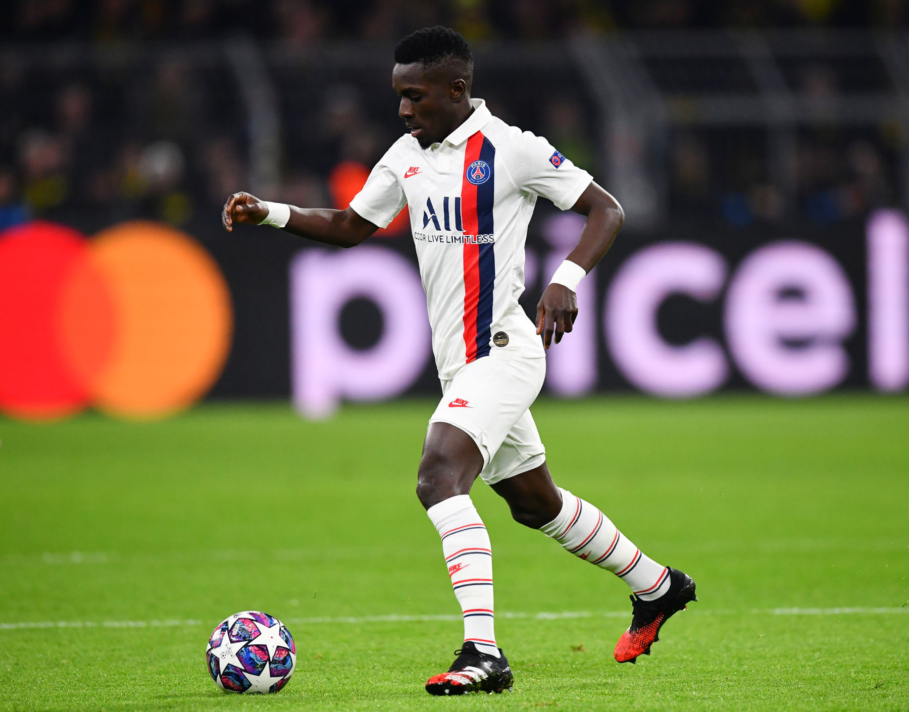 Video How Gueye Celebrated His First Ligue 1 Championship With PSG