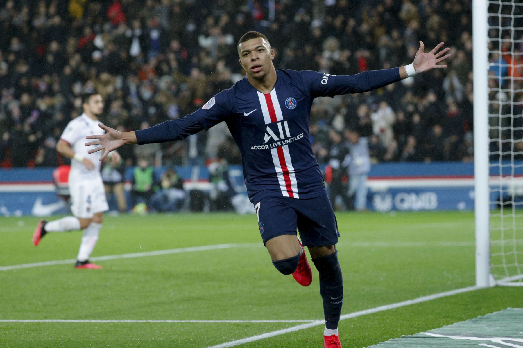 Kylian Mbappe goal video: PSG star's outrageous goal vs. Lyon