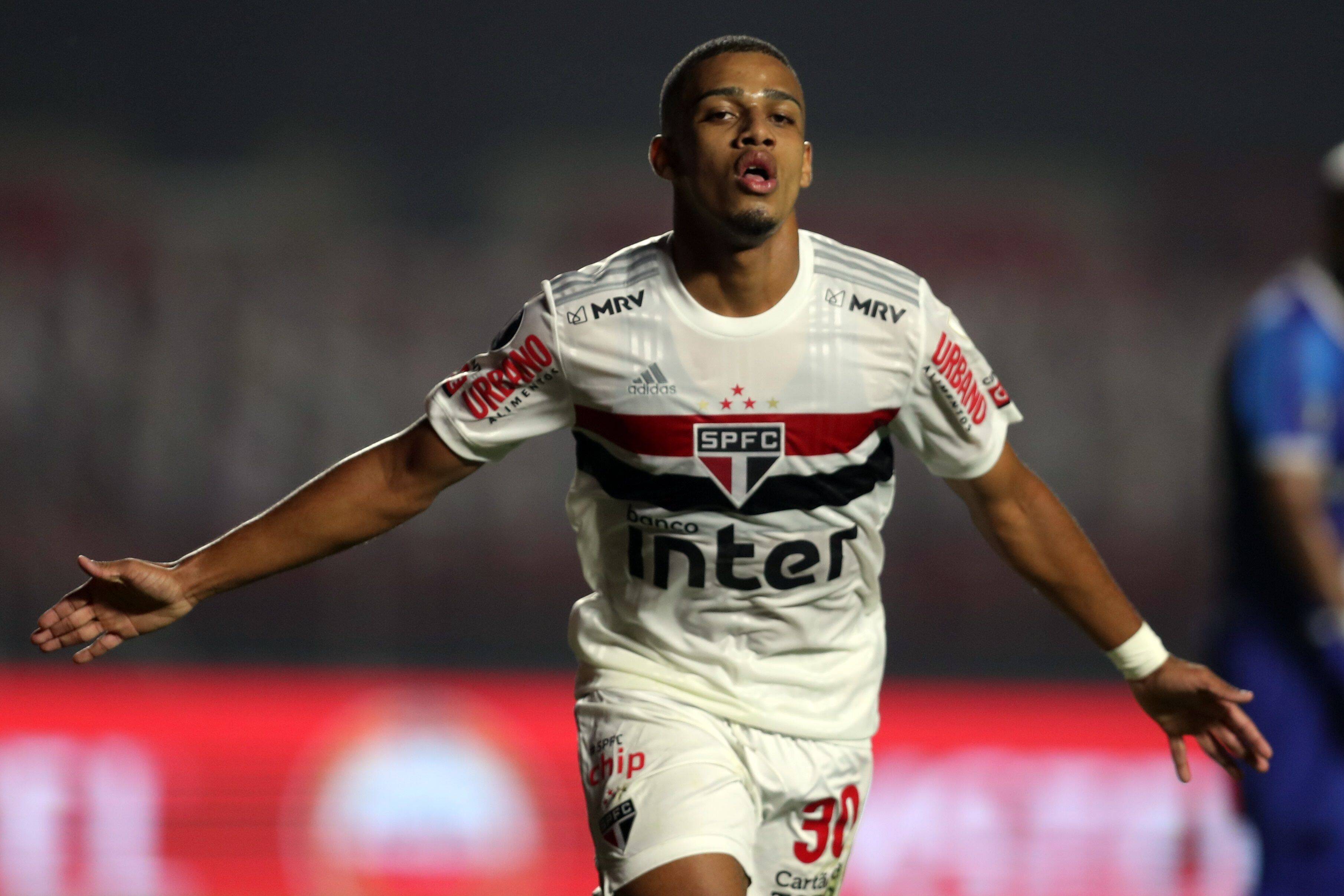 Report: PSG to Join Juventus and AC Milan in the Race to Sign São Paulo ...