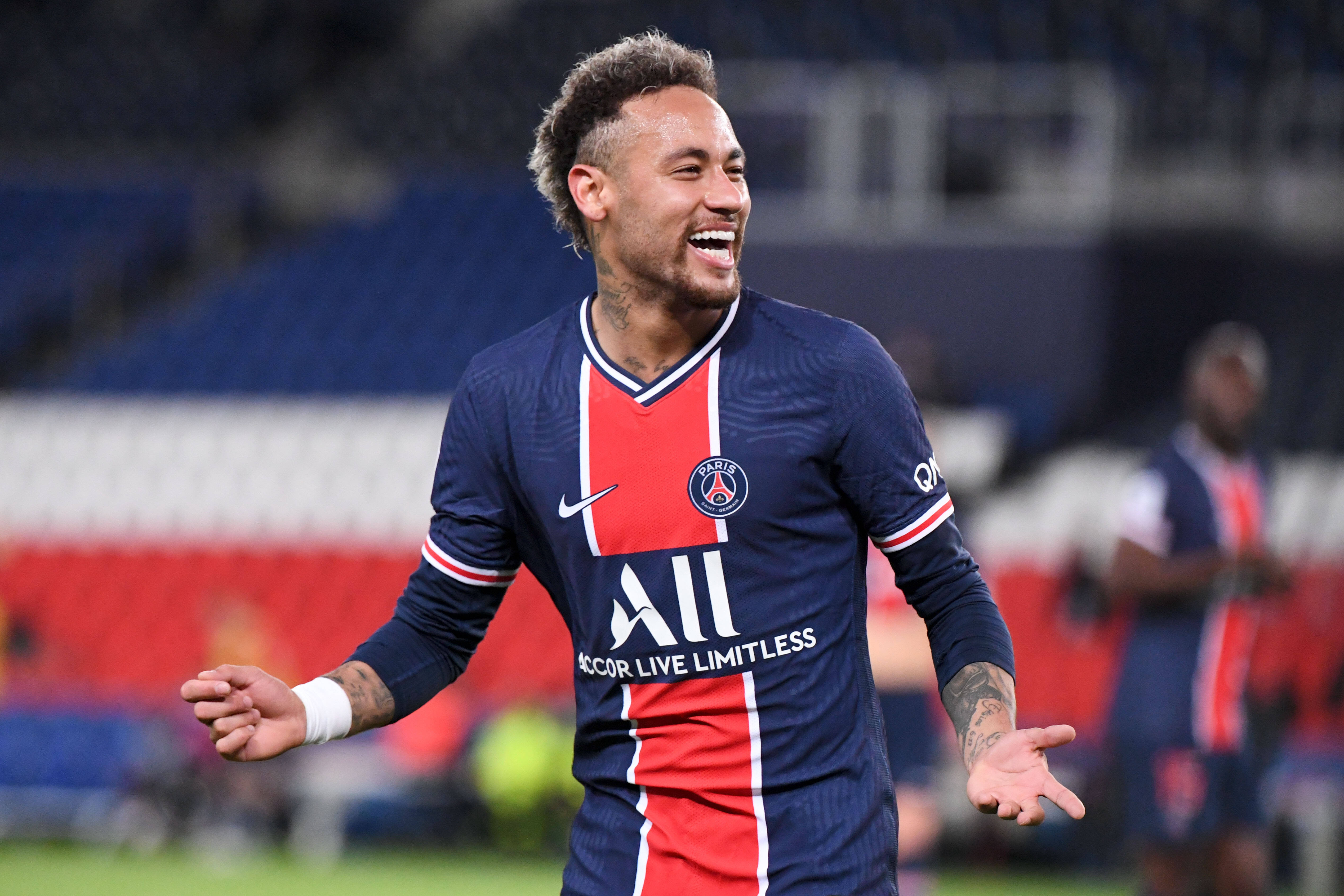 PSG signs a brand-new contract with Dior