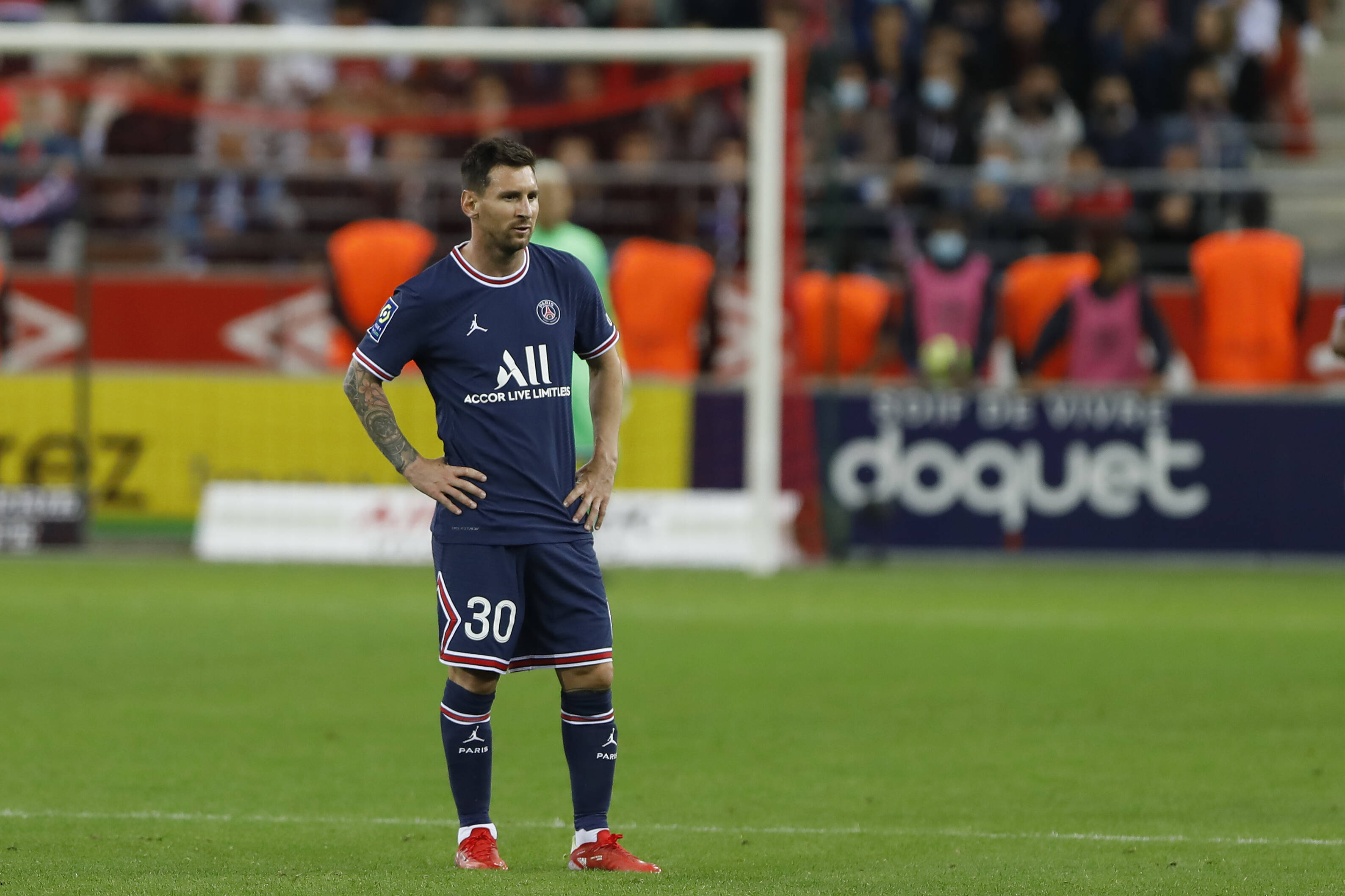 Messi in sparkling form as PSG face Reims