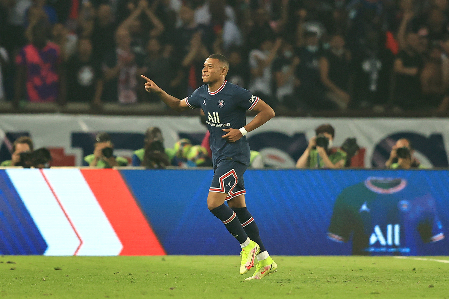 Pundit Explains Why Kylian Mbappé Is True Leader of France National Team