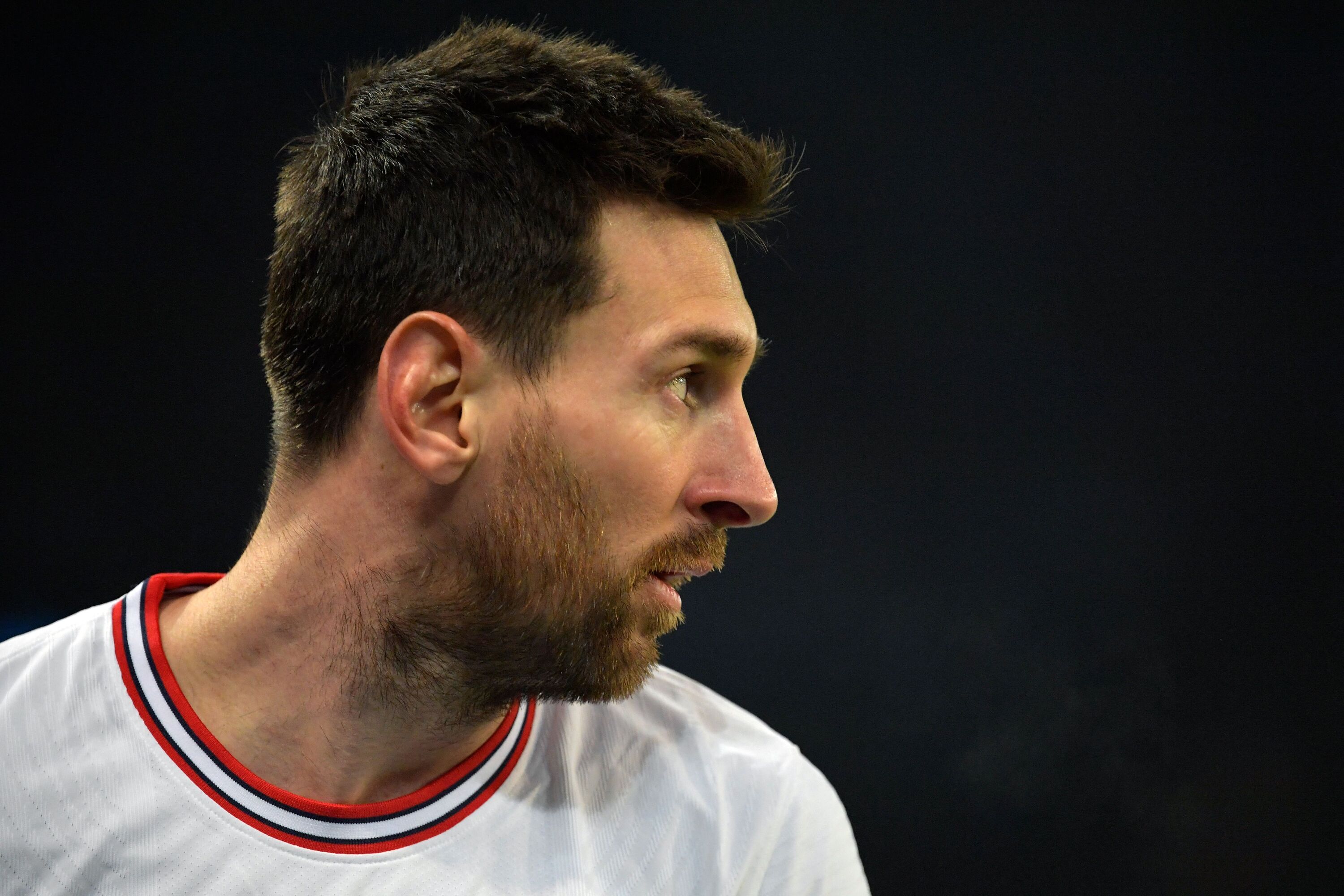 ‘How Can You Boo’ – Thierry Henry วิจารณ์ผู้สนับสนุน PSG โห่ Lionel Messi