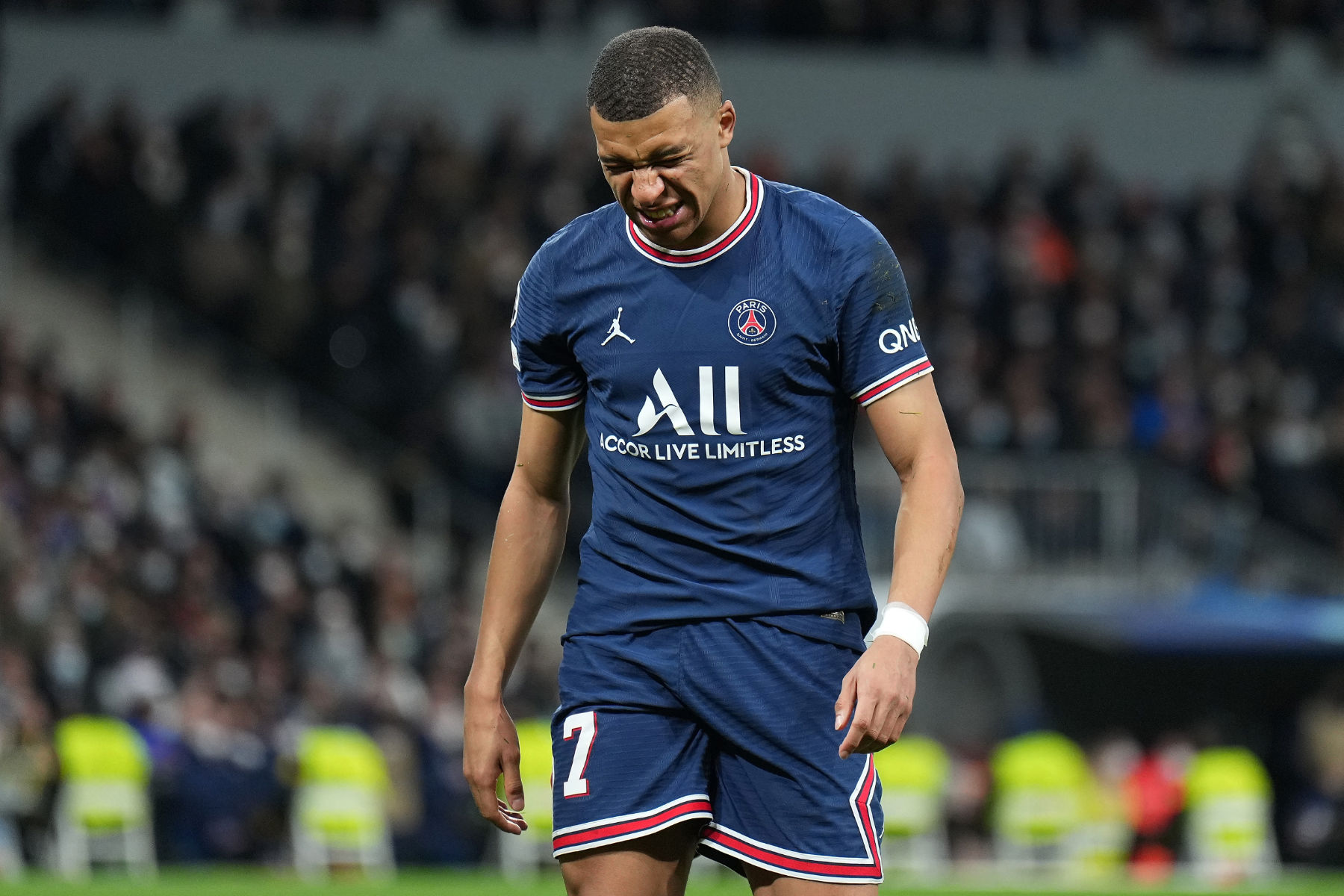 What is wrong with PSG (Paris Saint-Germain) this season?