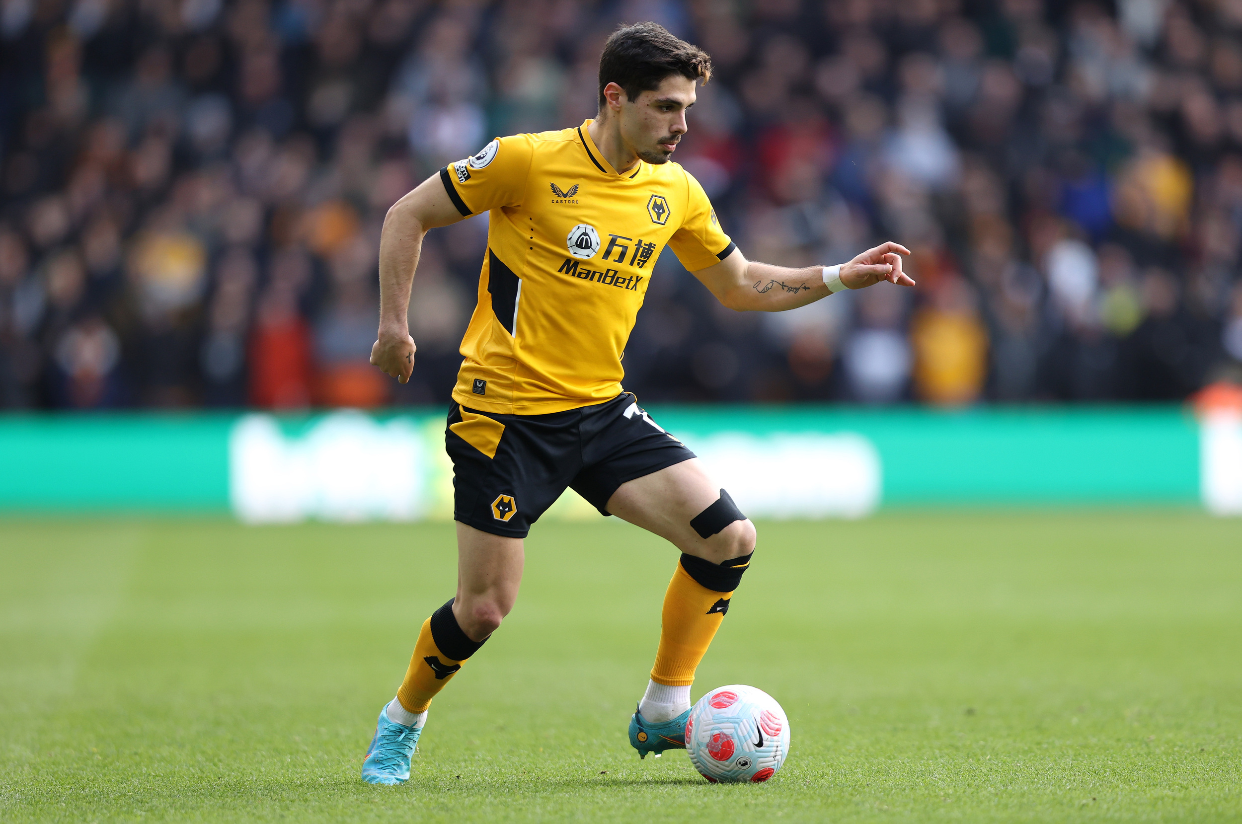 Report: PSG Keeping Tabs on Wolverhampton Winger Pedro Neto