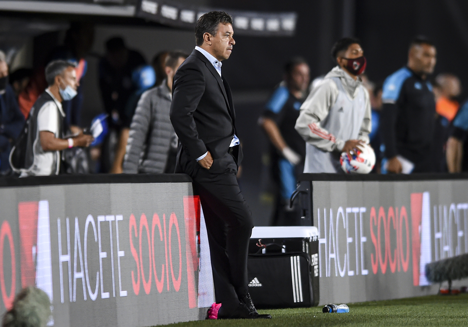 รายงาน: เป้าหมายผู้จัดการทีม PSG จะอยู่ที่ปารีสสำหรับรอบชิงชนะเลิศแชมเปี้ยนส์ลีก