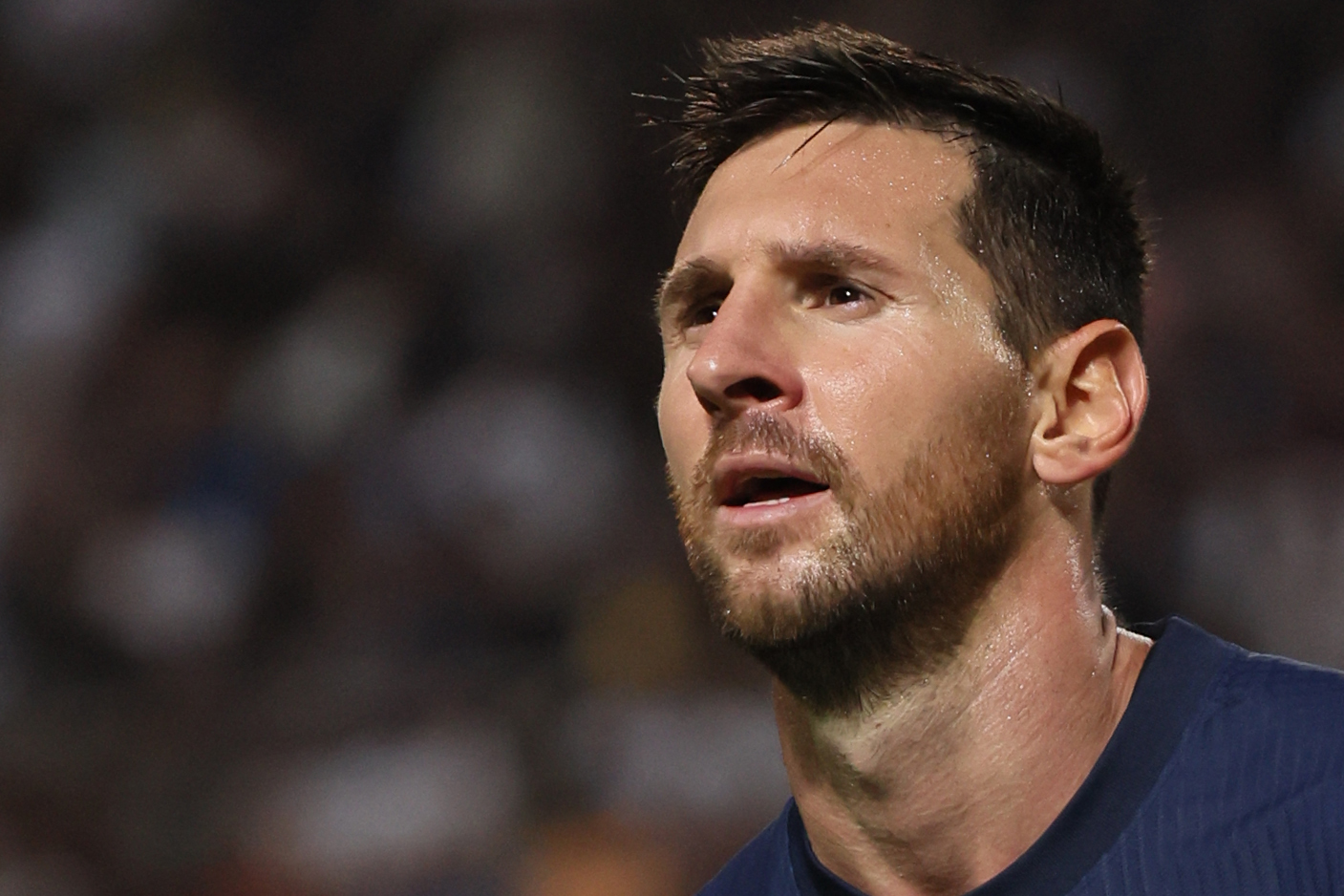 Fabrizio Romano เปิดเผยล่าสุดเกี่ยวกับ Lionel Messi ในขณะที่บาร์เซโลนา เปแอสเช มีความสนใจ