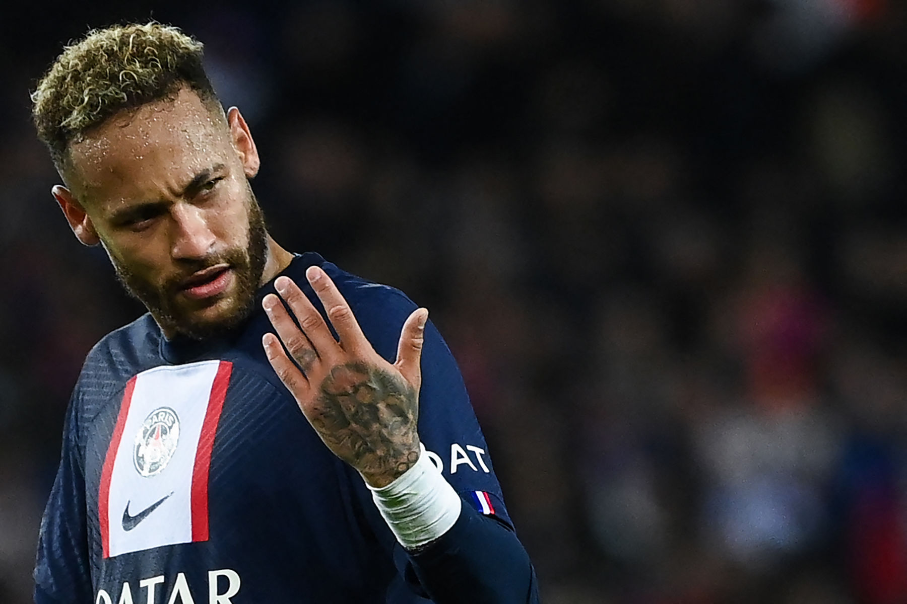 Neymar+Returns+to+Training+with+PSG%2C+Eyeing+Champions+League+Glory