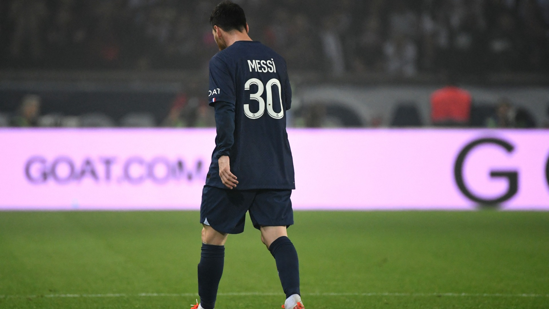 Cristiano Ronaldo mocks Lionel Messi with shirt celebration at Camp Nou