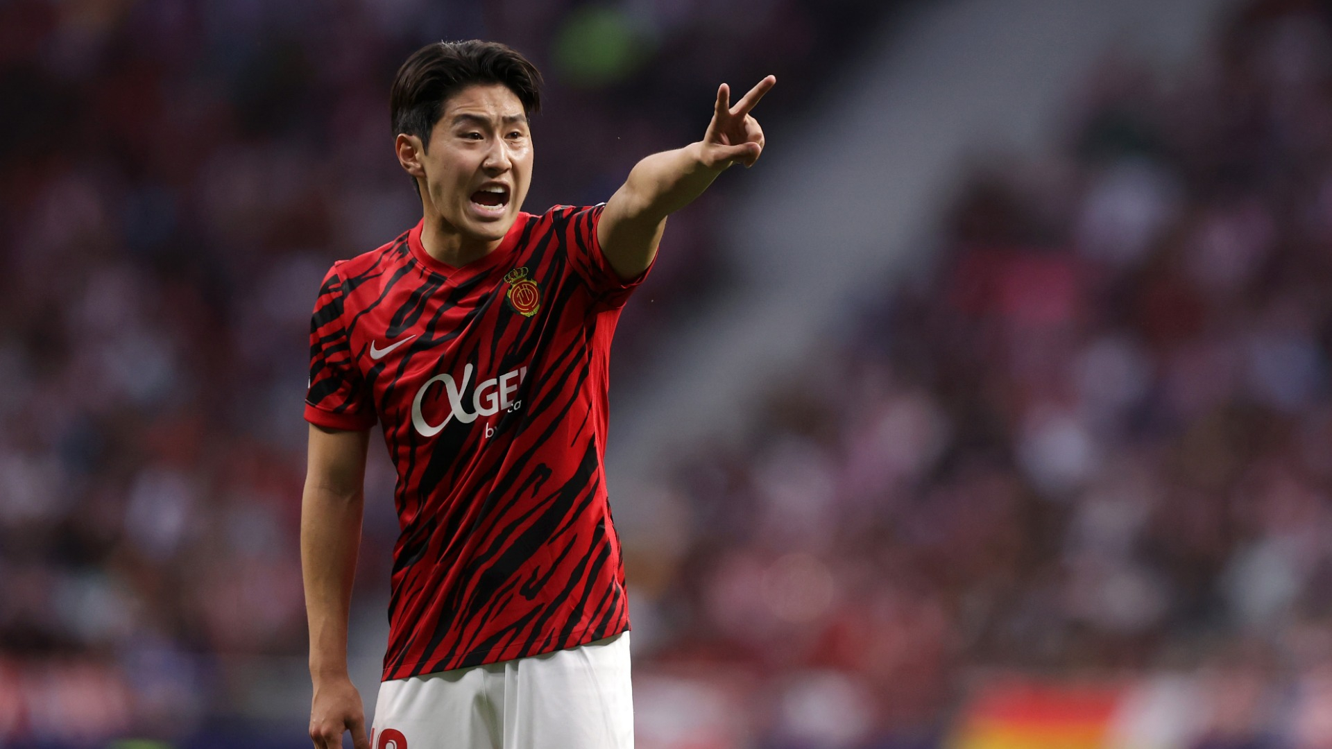 Kangin Lee Breaks Silence on Rumors, Milan Players Recruit PSG Target