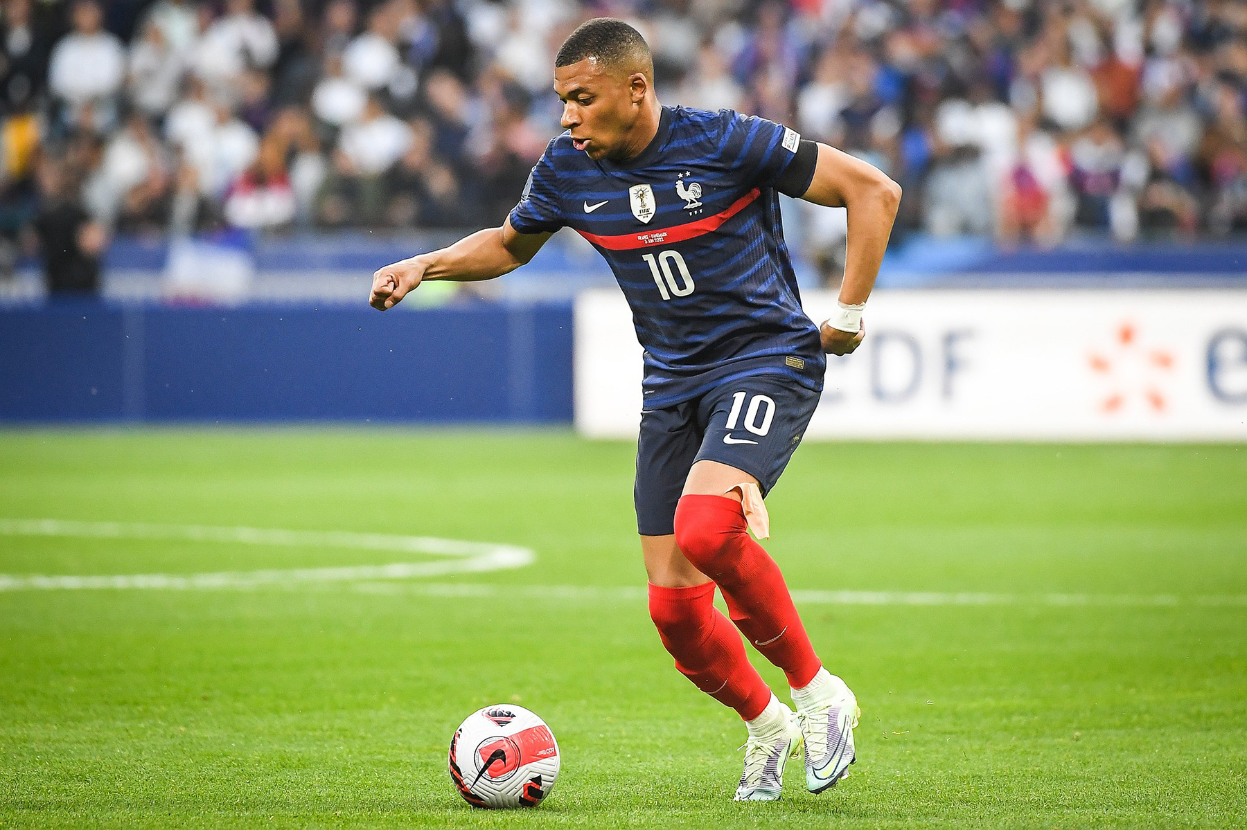 Kylian Mbappé – Sports Card Investor