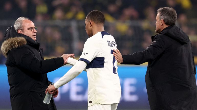 Mbappé's Substitution Humiliation Deepens Rift with Enrique, Report Says