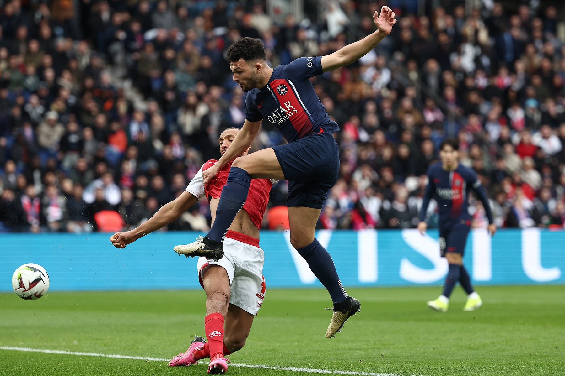 Gonçalo Ramos Fires PSG Into the Lead Against Reims (Video) - PSG Talk