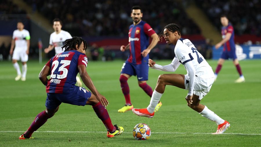 Bradley Barcola on PSG's No Fear Attitude Despite Barcelona's Lead