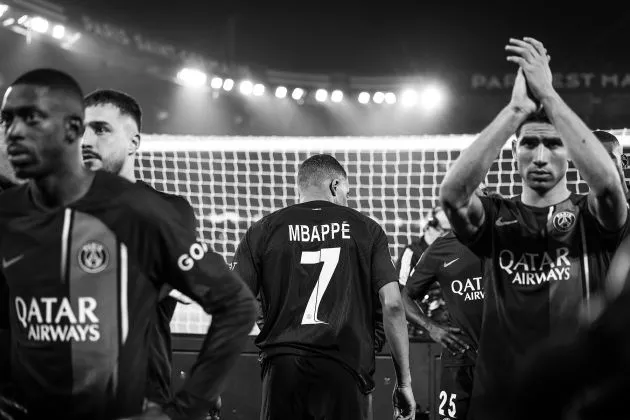 Kylian Mbappe and PSG teammates