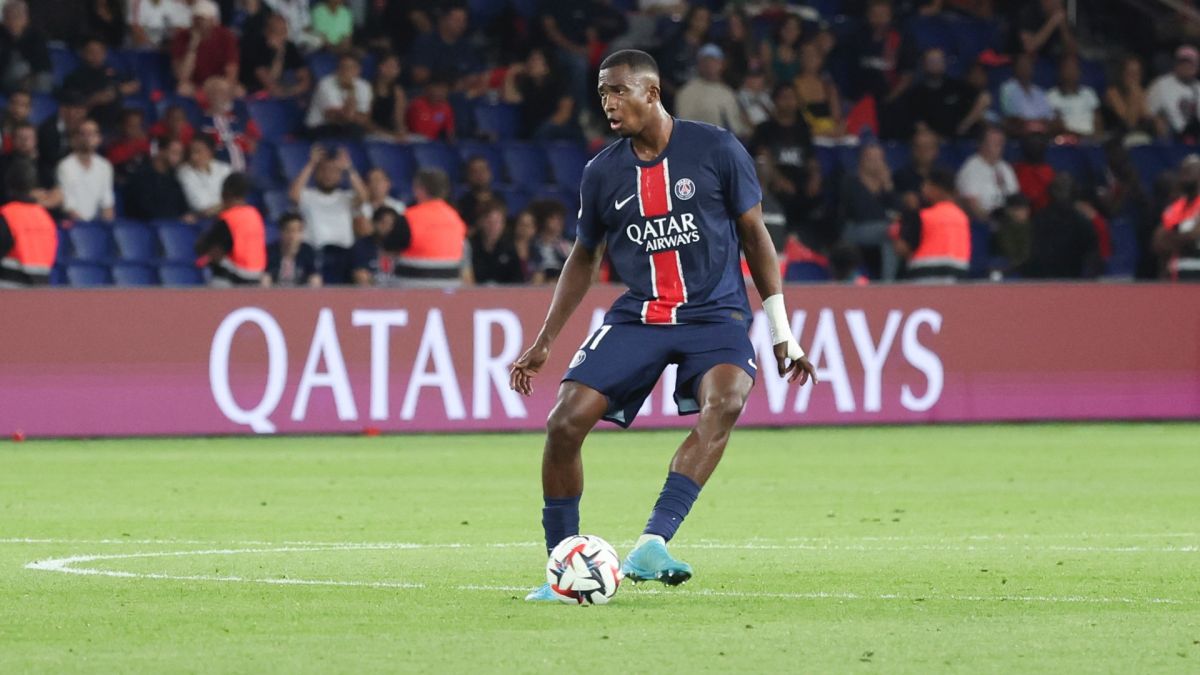 This Ukrainian Star Just Made Psg Even More Powerful! (Foot) - d7a15mg
