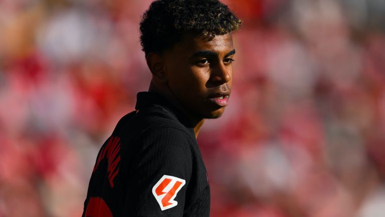 Barcelona Confirms €250M Bid for Superstar Player, No Mention of PSG