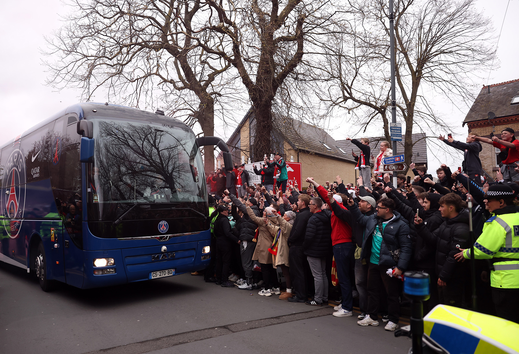 PSG team bus